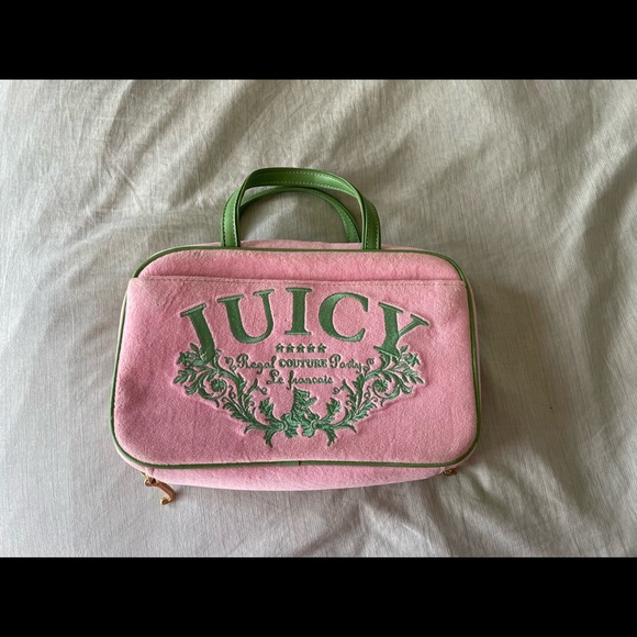 Juicy Couture Handbags - Vintage Juicy Couture Makeup Bag⭐️